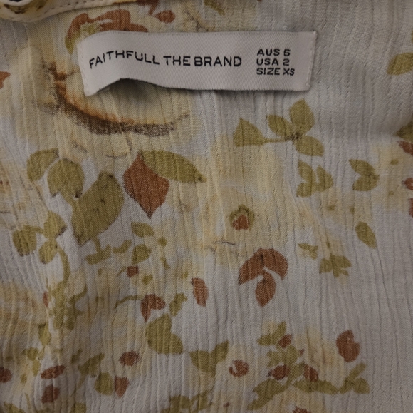 Faithfull The Brand Wrap Top - Picture 7 of 7